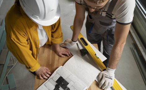 tiler-working-renovation-apartment
